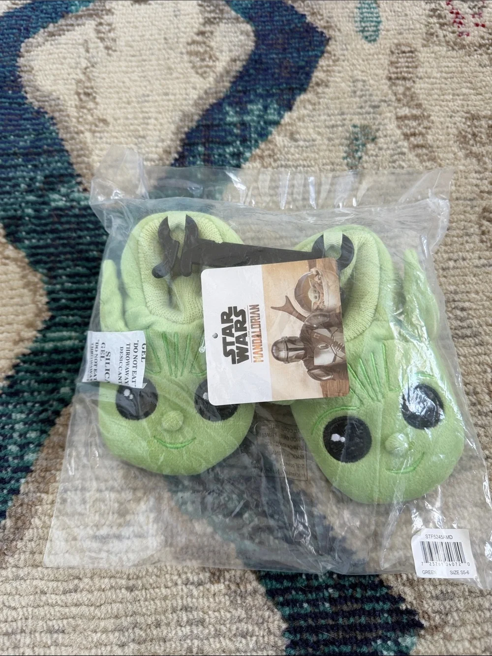 Star Wars Yoda Baby Slippers in Light Green